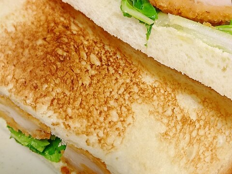 【パン料理】チキンナゲット入りホットサンド
